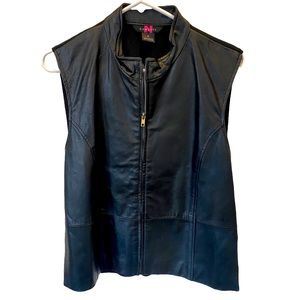 Women’s Black Leather Vest Size M